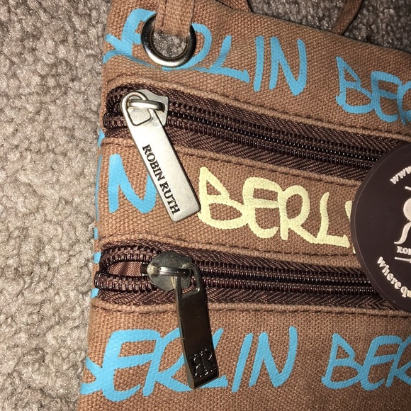 Robin Ruth Berlin Canvas Crossbody Bag - Picture 3 of 7